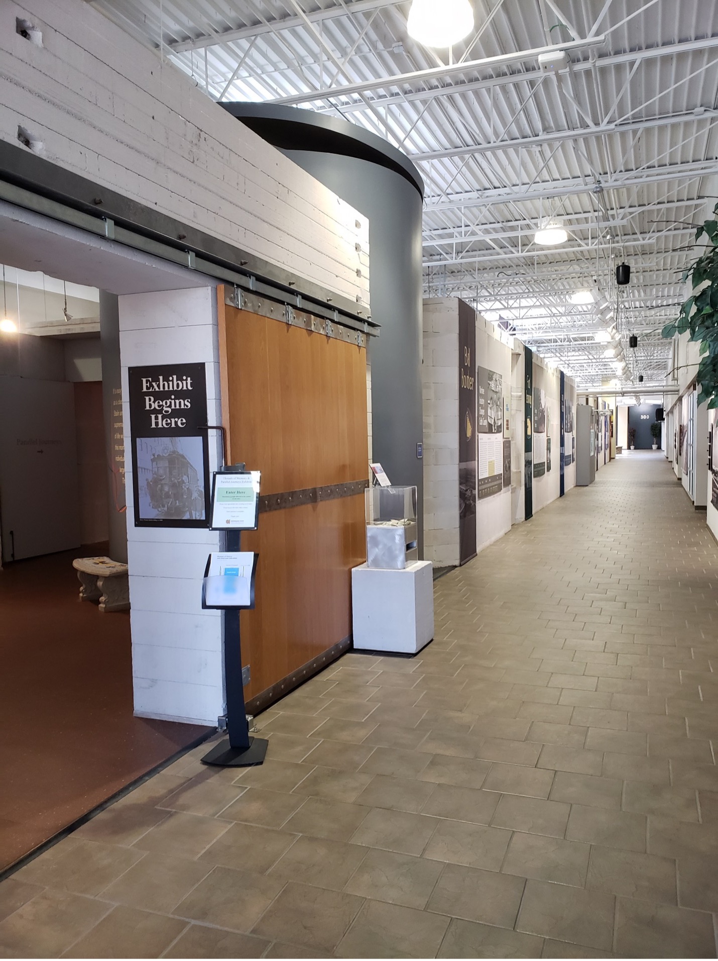 parallel journeys exhibit at the museum of history and holocaust education at kennesaw state university