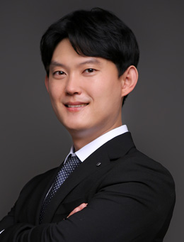 Dr. Sinyong Choi